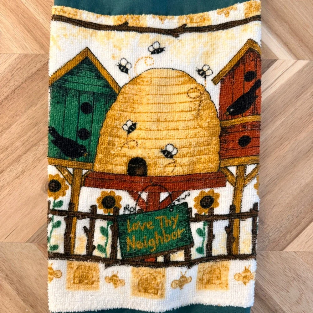 Beehive Kitchen Grocery Bag Holder Organizer Storage Green Farmhouse Cottagecore